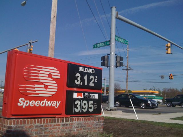 Speedway on Rt 73 in Springboro gas is at $3.12 per gallon on 10/5/08