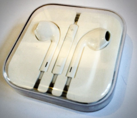 Apple earpods in the amazing great case